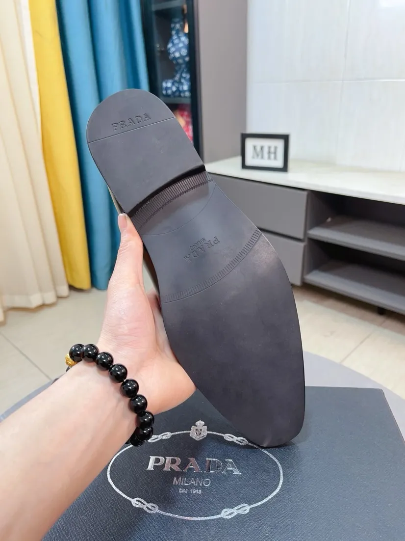 Men's shoes 💰560🌹🌹[Prada leather shoes] Top purchasing agency Original imported Italian custom-made cowhide leather surface, ➕Fully imported water-dyed breathable cowhide lining, original factory special molded sole, super comfortable, size: 38-44